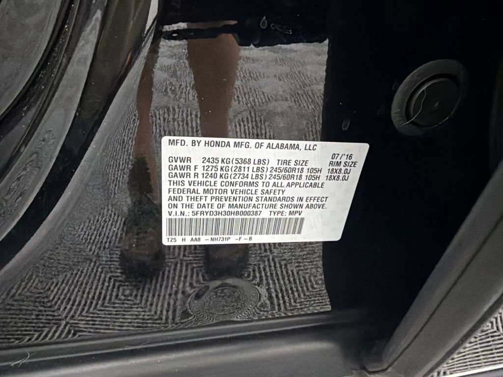 Used 2017 Acura MDX FWD image 35