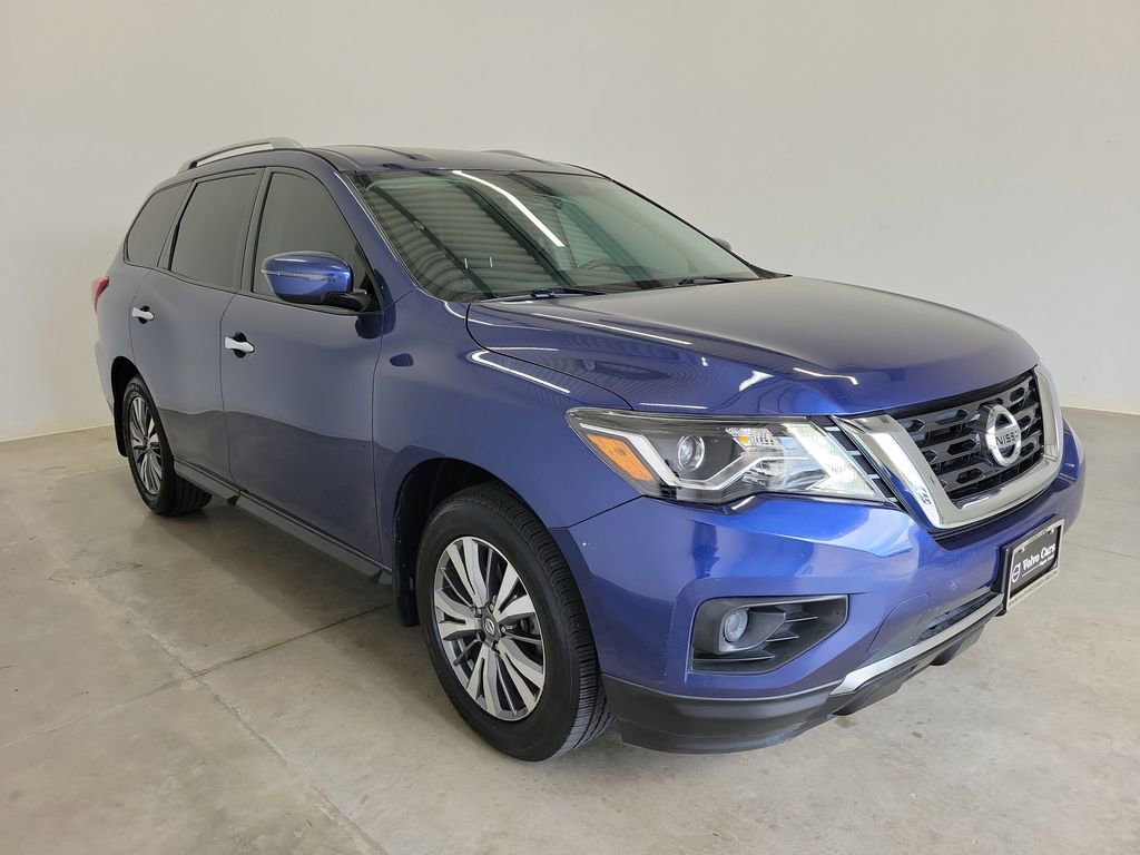 Used 2020 Nissan Pathfinder S image 4