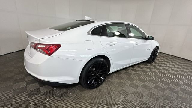 Used 2023 Chevrolet Malibu LT w/ Sport Edition FWD image 3