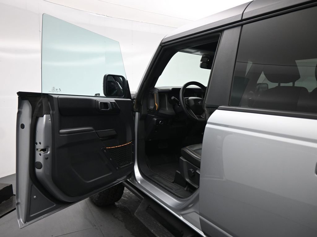 Certified 2024 Ford Bronco Badlands image 9