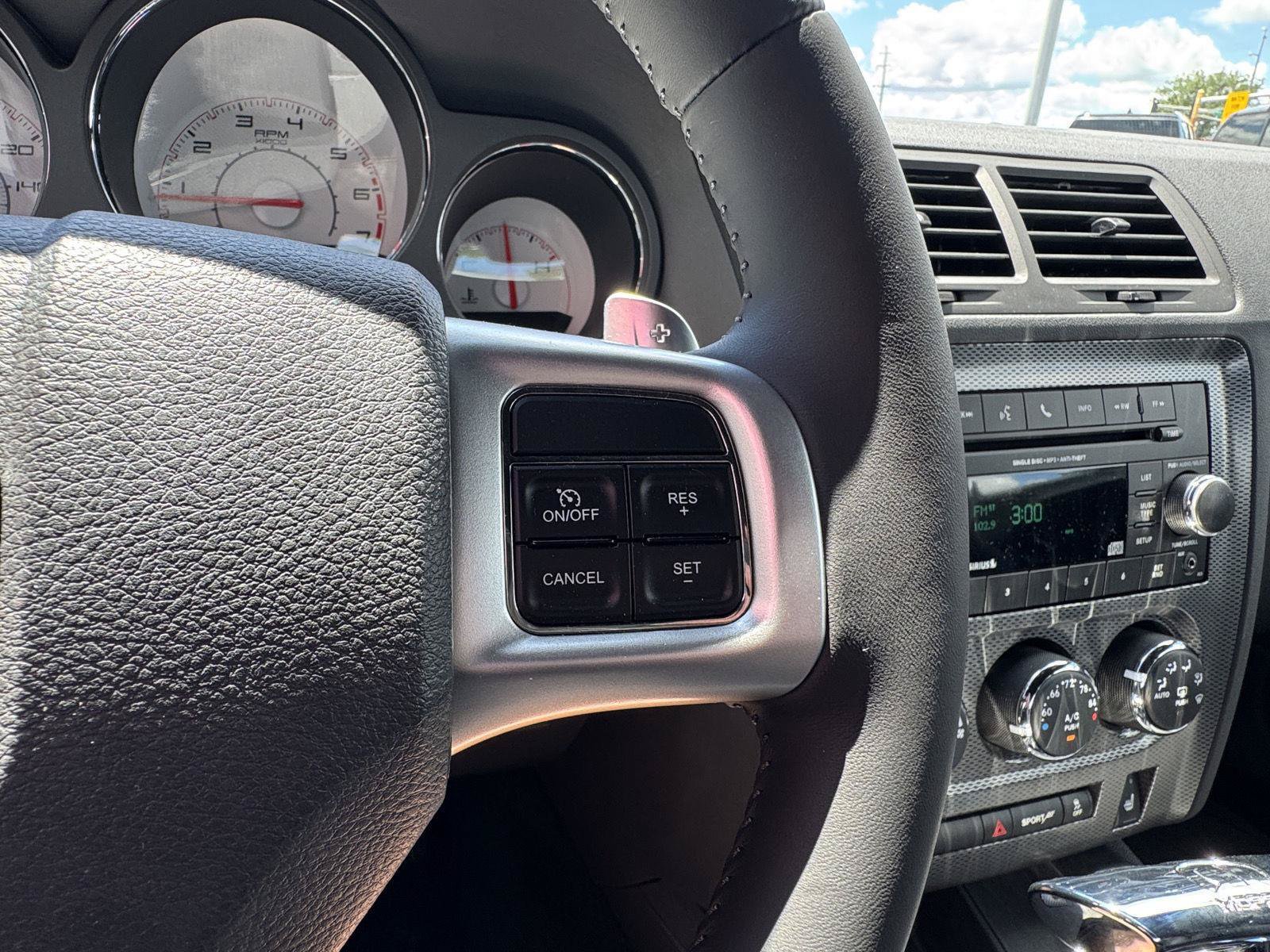 Used 2012 Dodge Challenger R/T RWD image 19