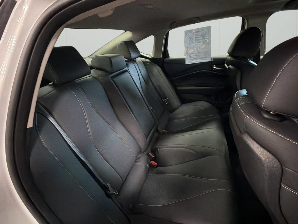Used 2022 Acura TLX w/ Technology Package FWD image 30
