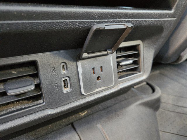 Used 2022 Chevrolet Silverado 1500 LT w/ Protection Package image 25