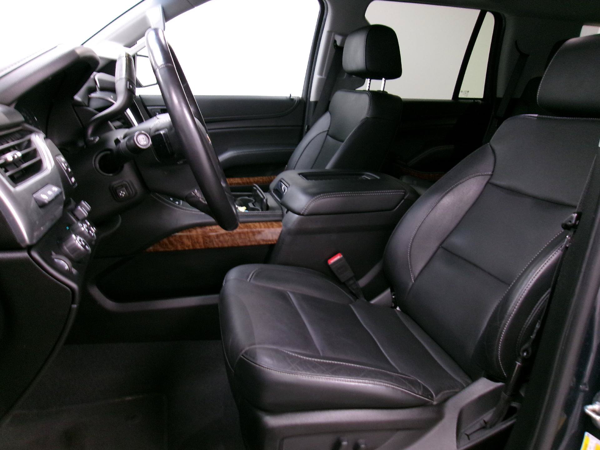 Used 2019 Chevrolet Tahoe Premier AWD/4WD image 9