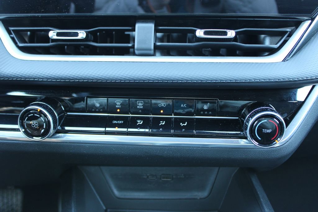 Used 2026 Chevrolet Equinox LT image 39