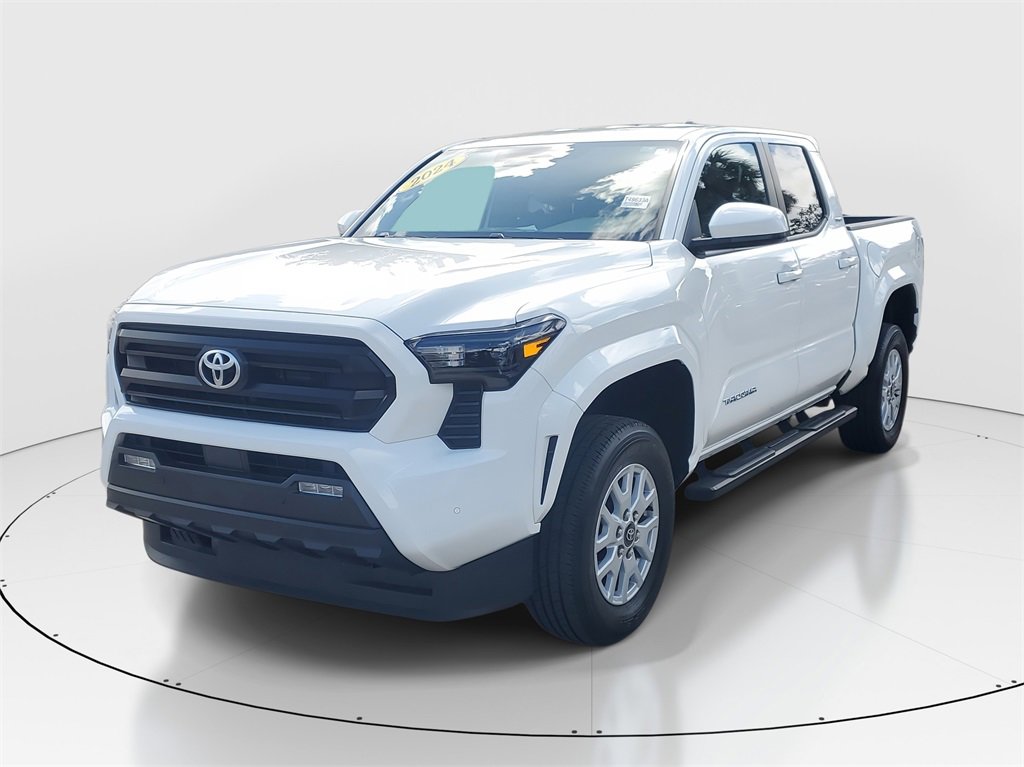 Used 2024 Toyota Tacoma SR5 w/ SR5 Upgrade Package image 3