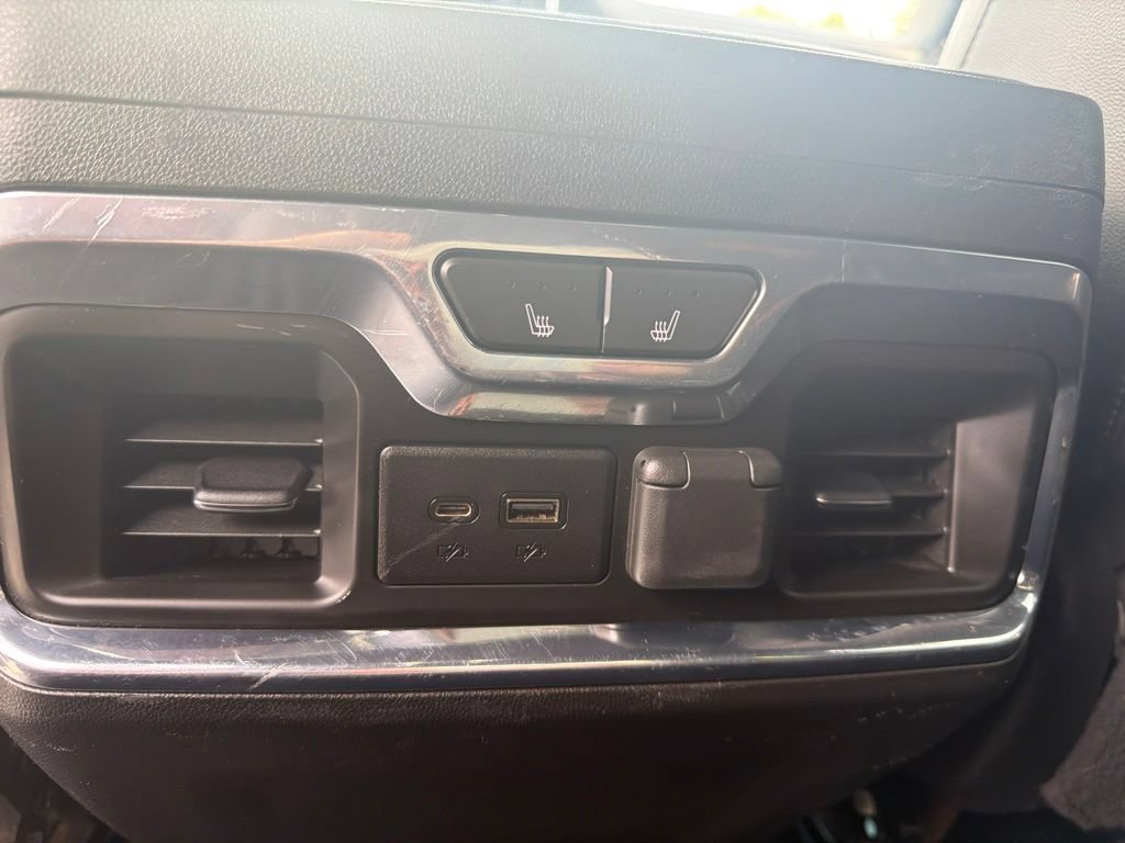 Used 2020 GMC Sierra 2500 AT4 w/ AT4 Premium Package AWD/4WD image 37