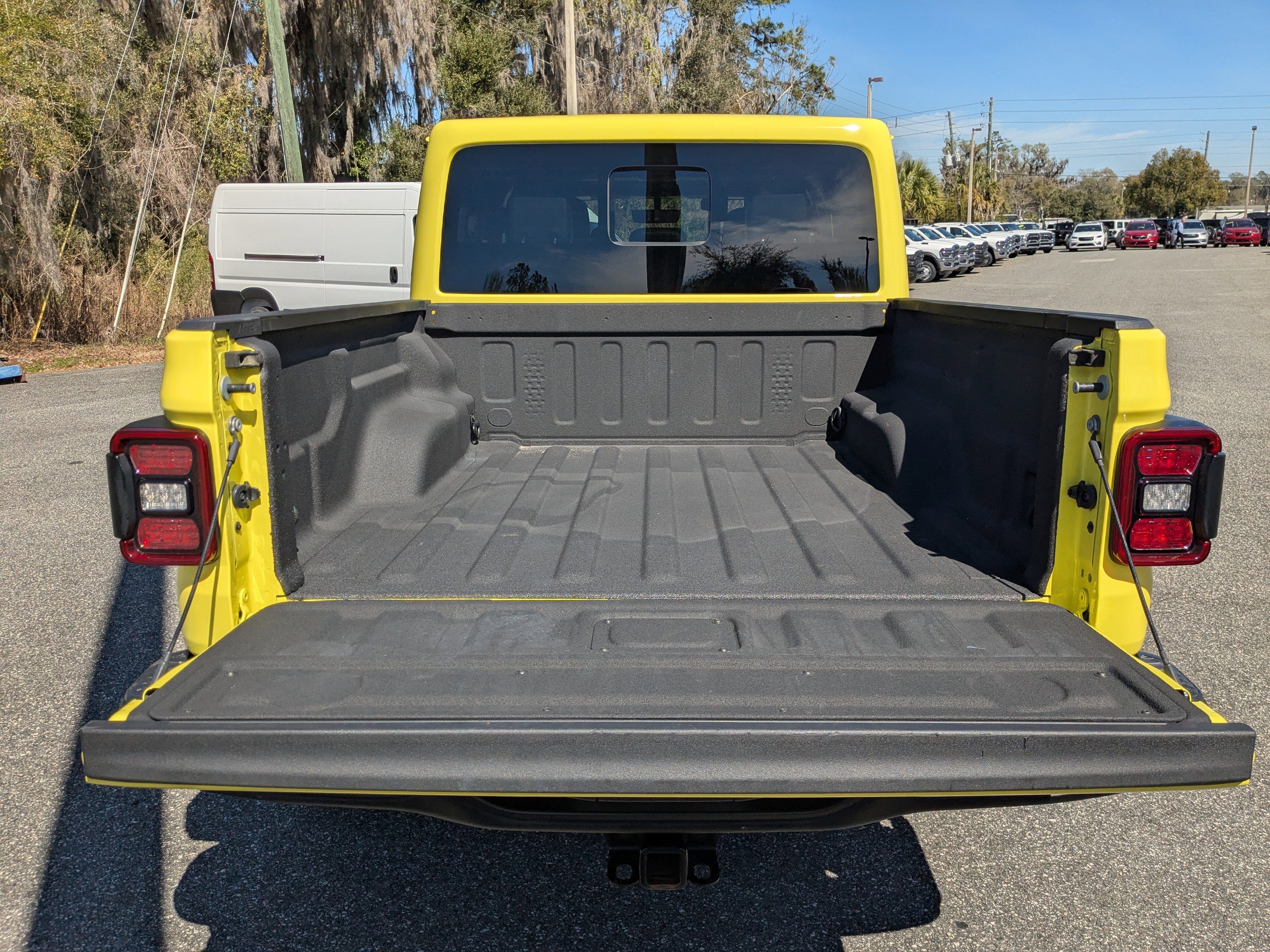Certified 2023 Jeep Gladiator Rubicon w/ LED Lighting Group image 12
