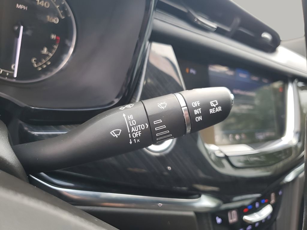 Used 2022 Cadillac XT6 Premium Luxury image 46