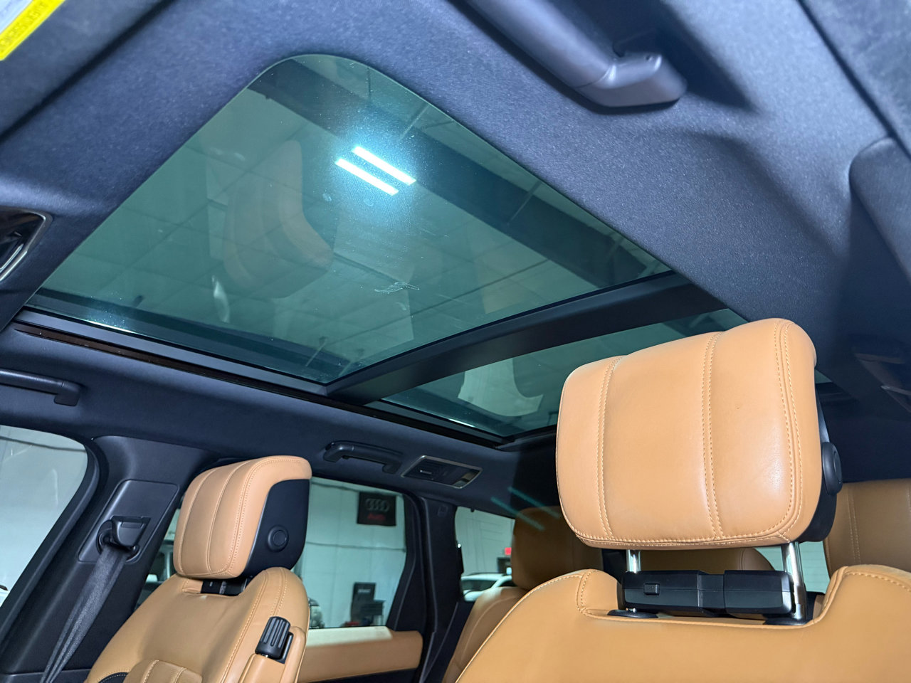 Used 2018 Land Rover Range Rover Sport Supercharged image 28