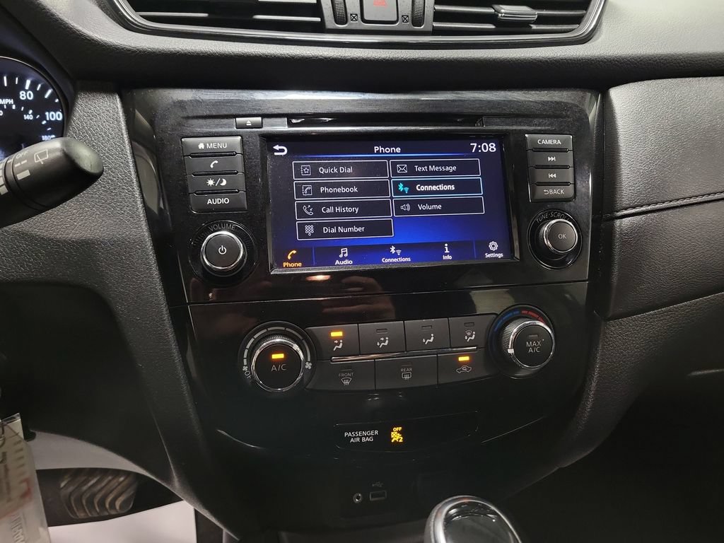 Used 2020 Nissan Rogue S AWD/4WD image 17