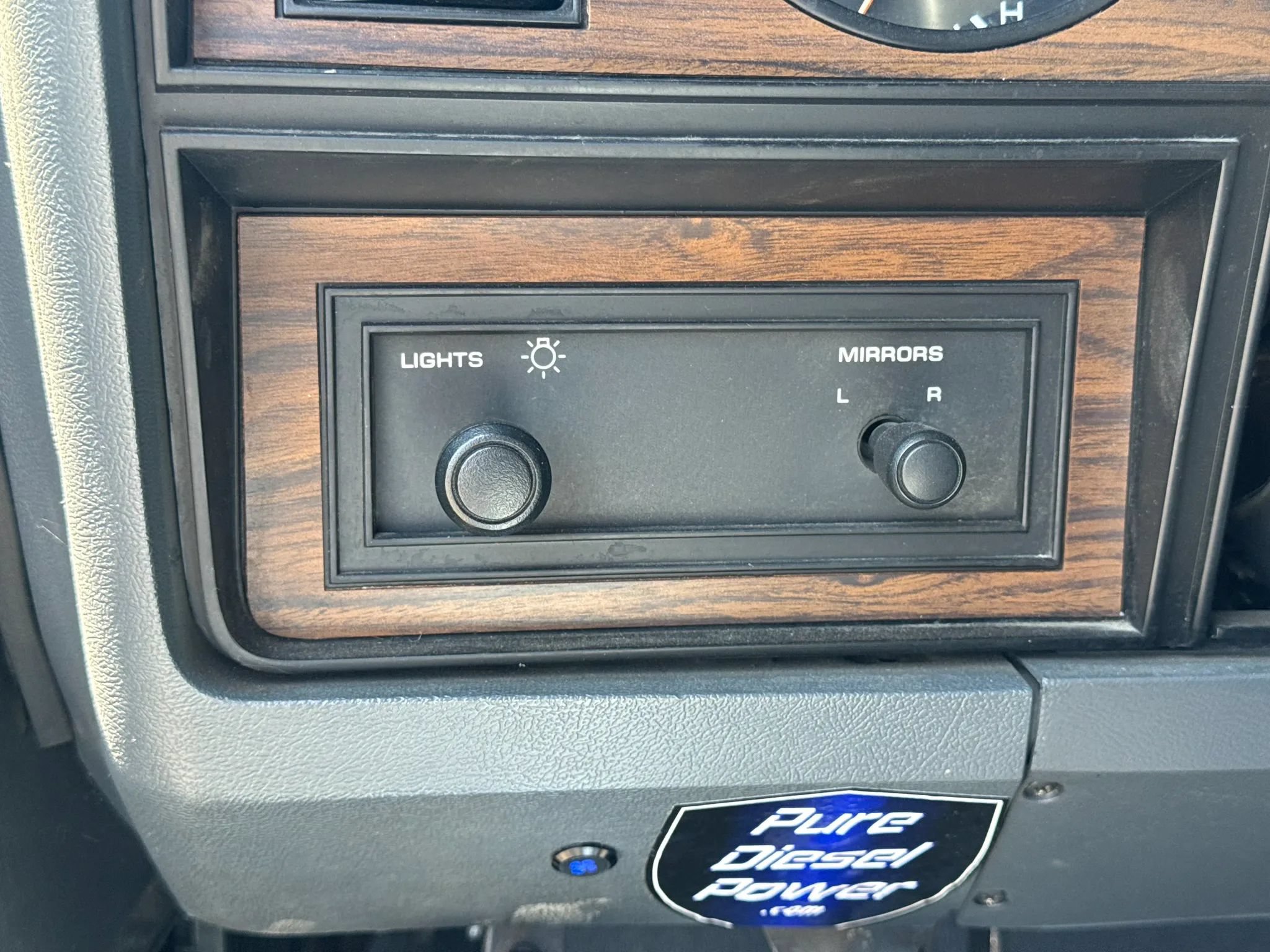 Used 1992 Dodge D/W Truck 250 AWD/4WD image 21