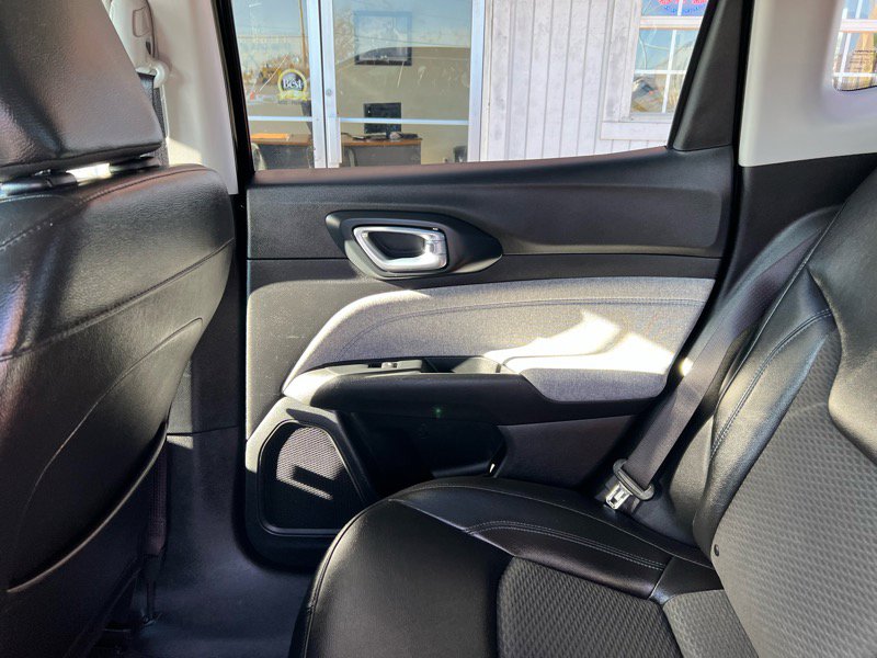 Used 2022 Jeep Compass Latitude w/ Convenience Group image 7