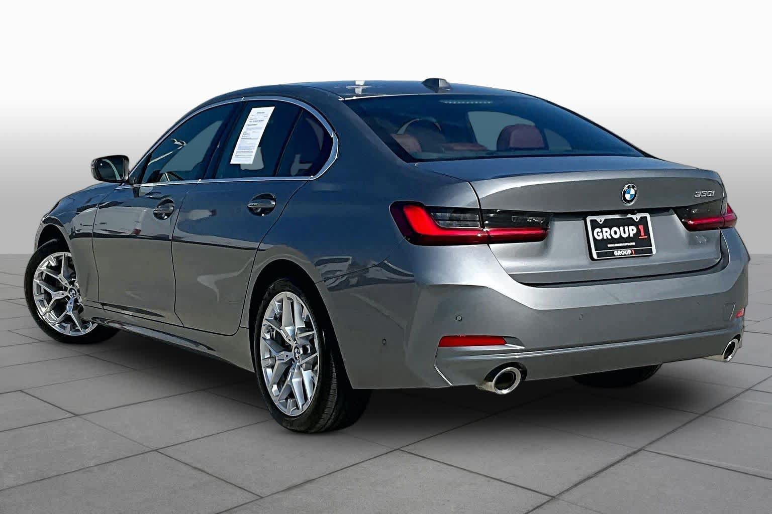 Used 2026 BMW 330i Sedan RWD image 11