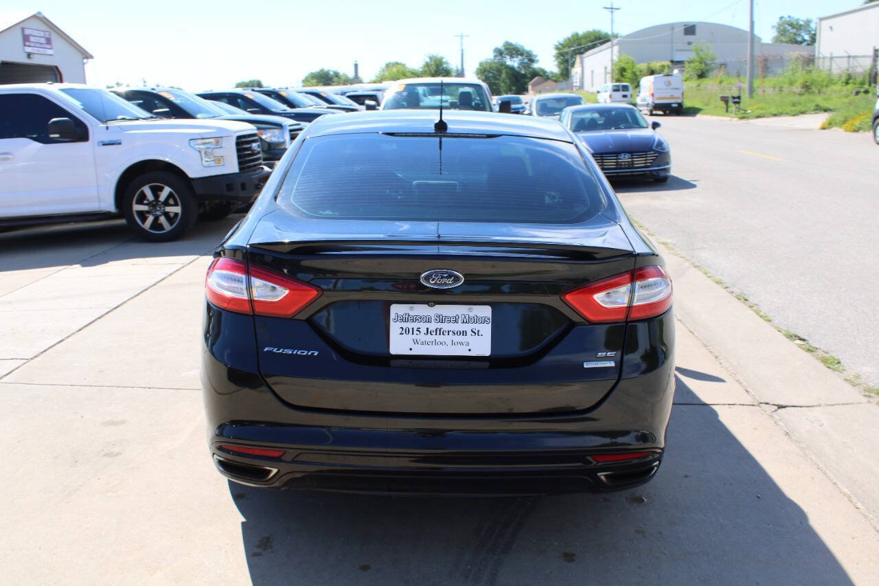 Used 2015 Ford Fusion SE w/ Equipment Group 201A FWD image 7