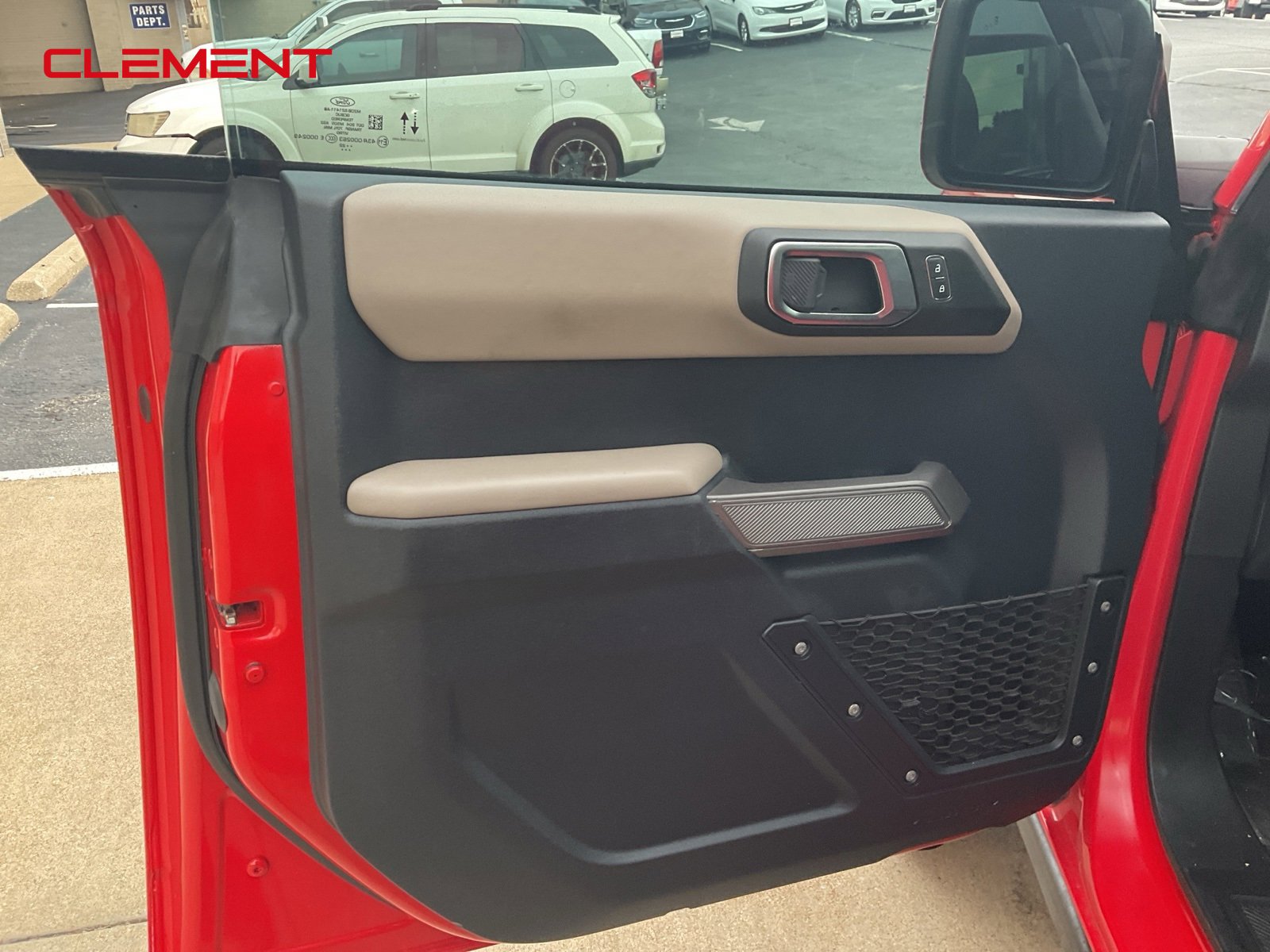 Used 2022 Ford Bronco Outer Banks image 15
