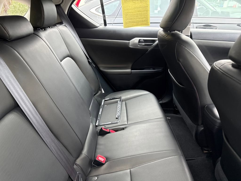 Used 2013 Lexus CT 200h w/ Seat Comfort Pkg image 10