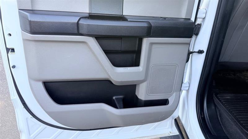 Used 2017 Ford F250 XL w/ Power Equipment Group AWD/4WD image 35