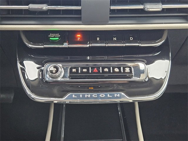 New 2026 Lincoln Corsair Premiere image 18