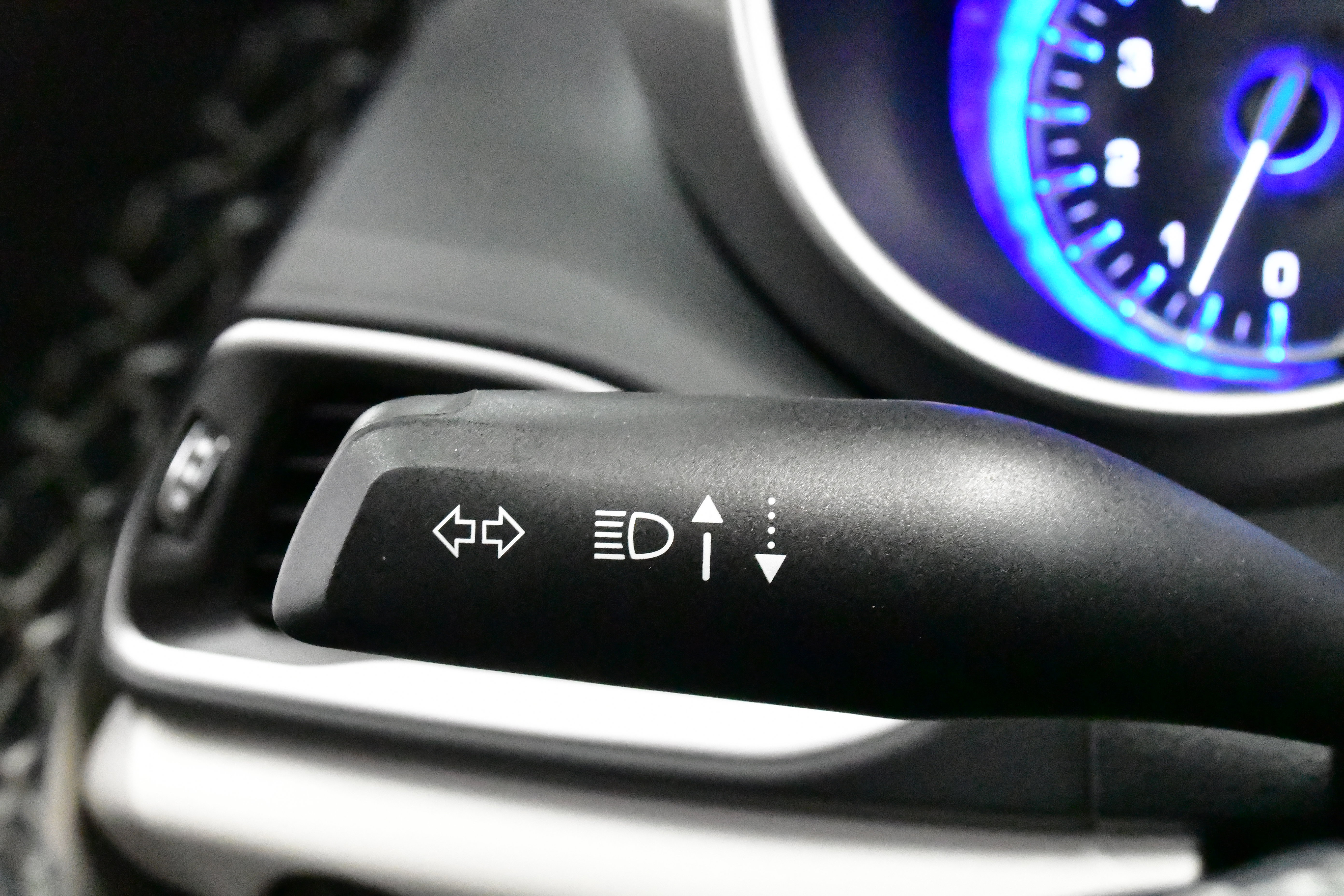 Used 2023 Chrysler Pacifica Limited image 42