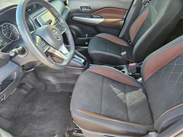 Used 2019 Nissan Kicks SR w/ Exterior Package FWD image 15