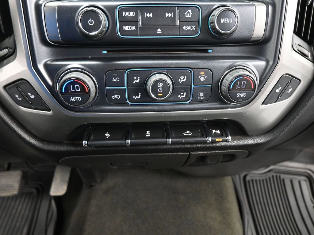 Used 2018 Chevrolet Silverado 1500 LT w/ All Star Edition image 15