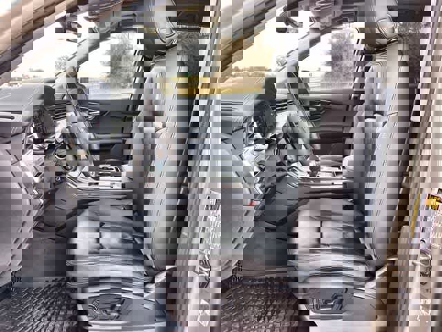 Used 2023 Audi Q7 2.0T Premium w/ Convenience Package image 11