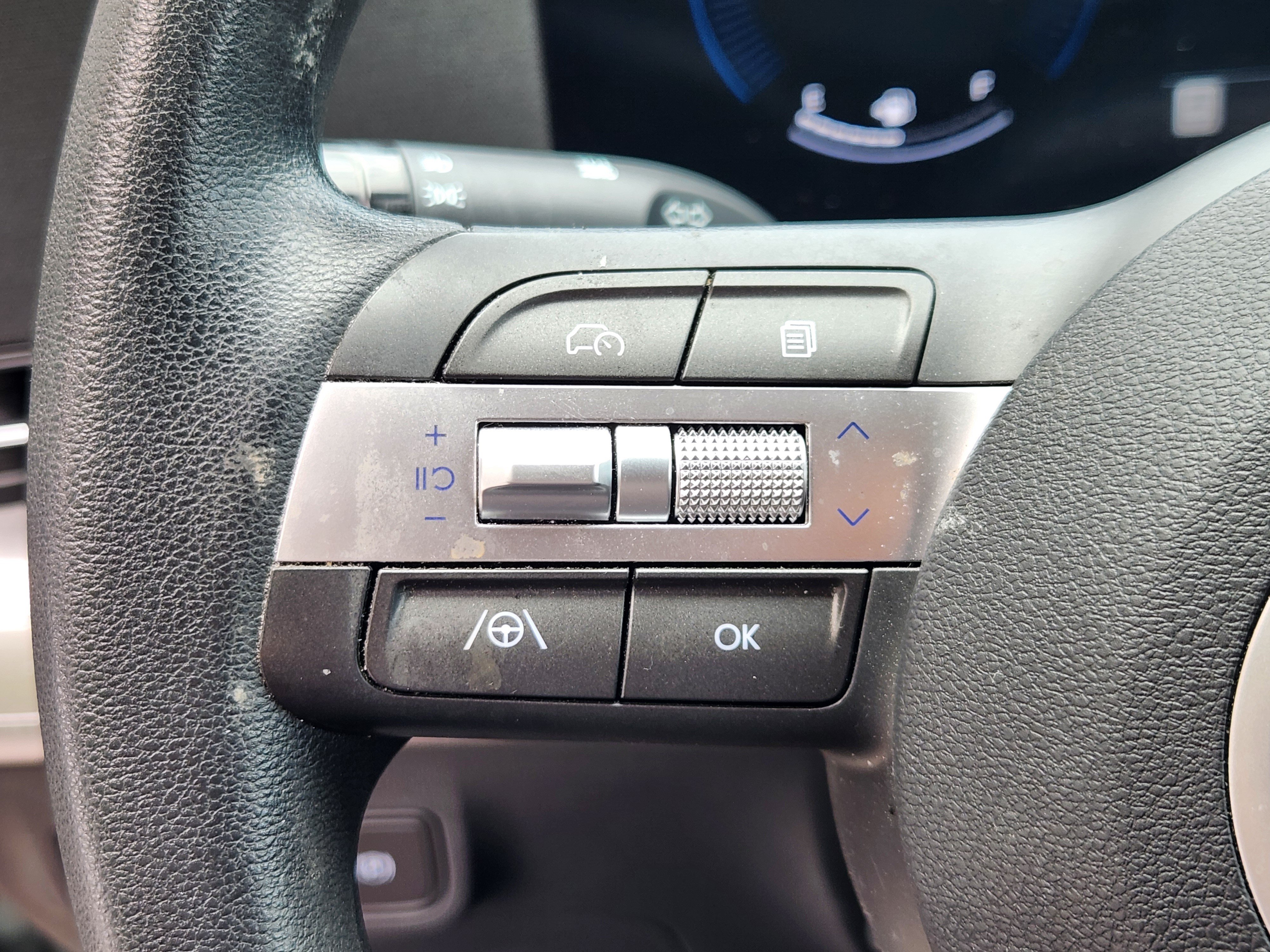 Certified 2024 Hyundai Kona SE AWD/4WD image 22