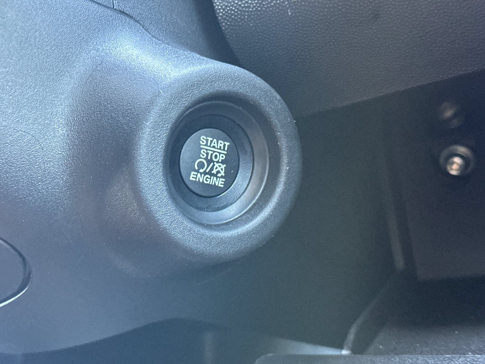 Used 2026 RAM ProMaster 2500 w/ Convenience Group FWD image 20