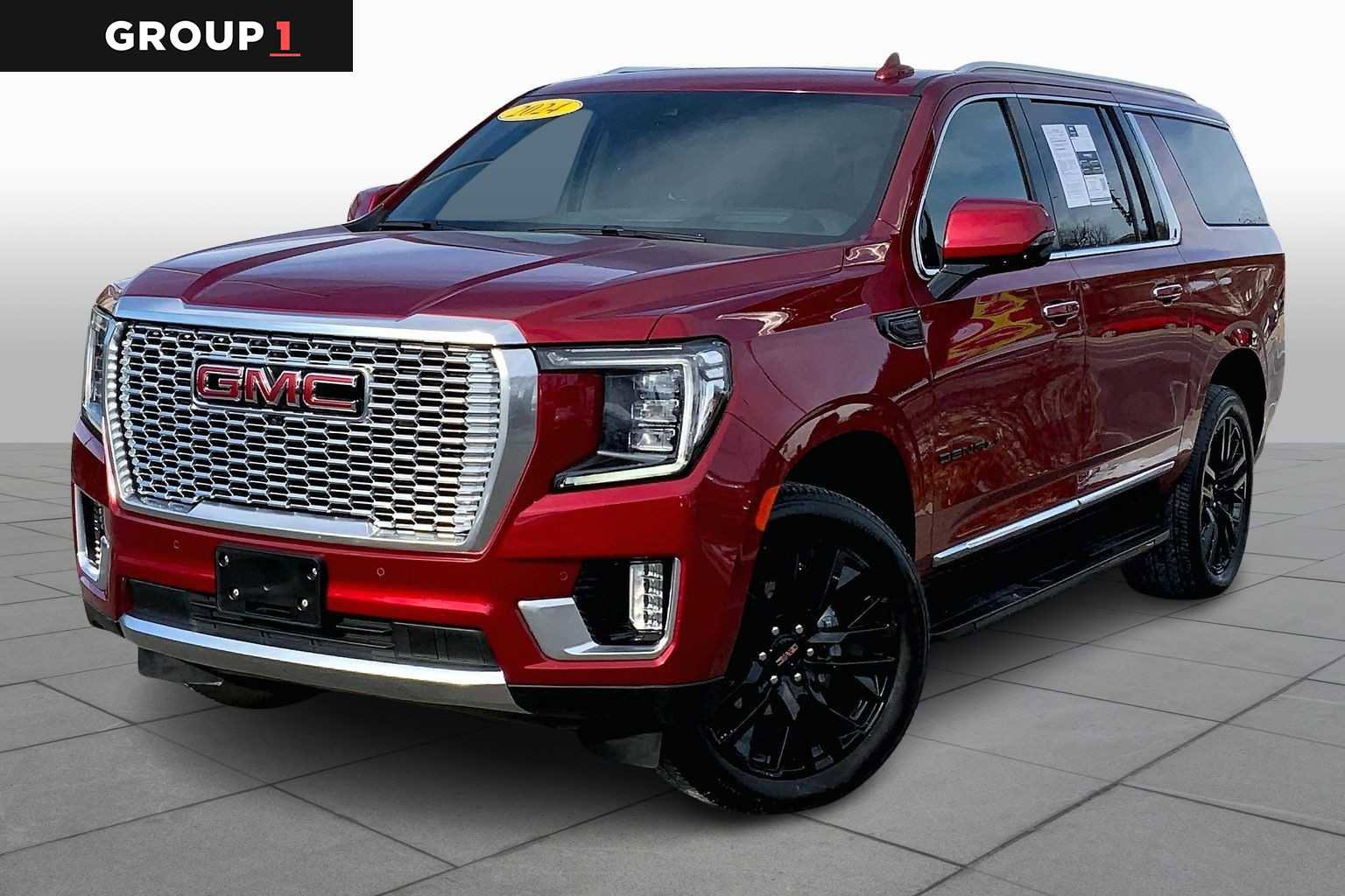 Used 2024 GMC Yukon XL Denali w/ Advanced Technology Package image 1