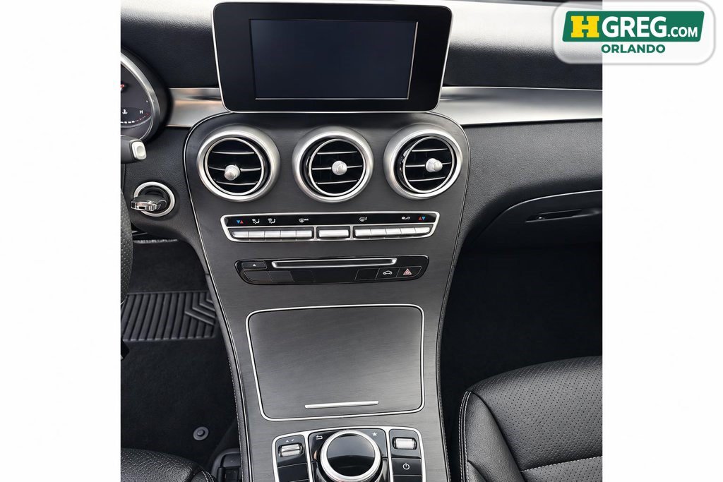 Used 2018 Mercedes-Benz GLC 300 w/ Premium Package image 14