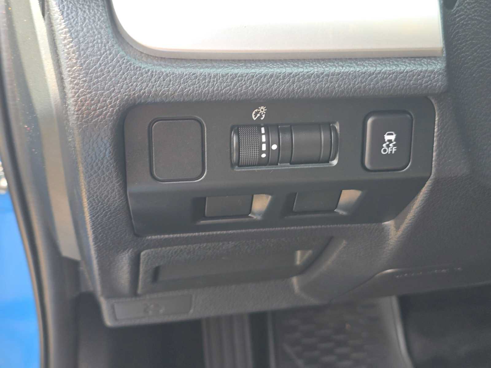 Used 2017 Subaru Crosstrek 2.0i Premium w/ Popular Package #2 AWD/4WD image 24