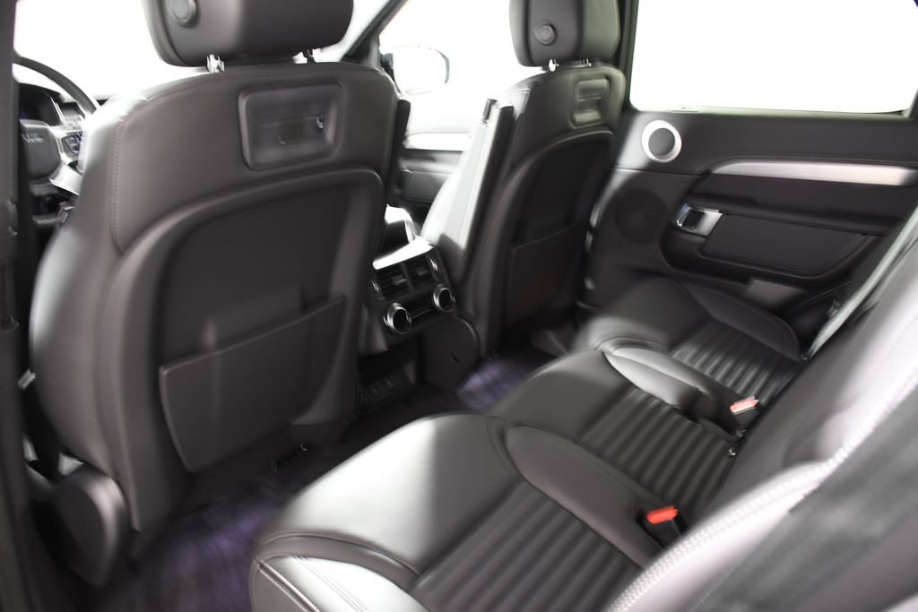 Certified 2026 Land Rover Discovery Dynamic SE AWD/4WD image 27