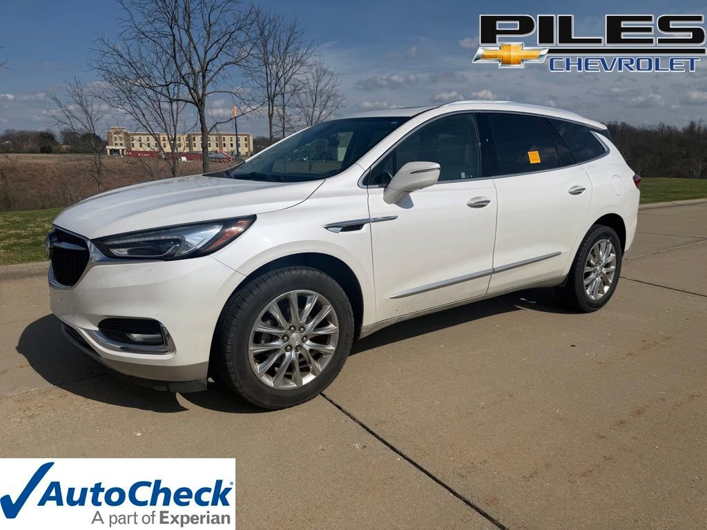 Used 2019 Buick Enclave Essence image 1