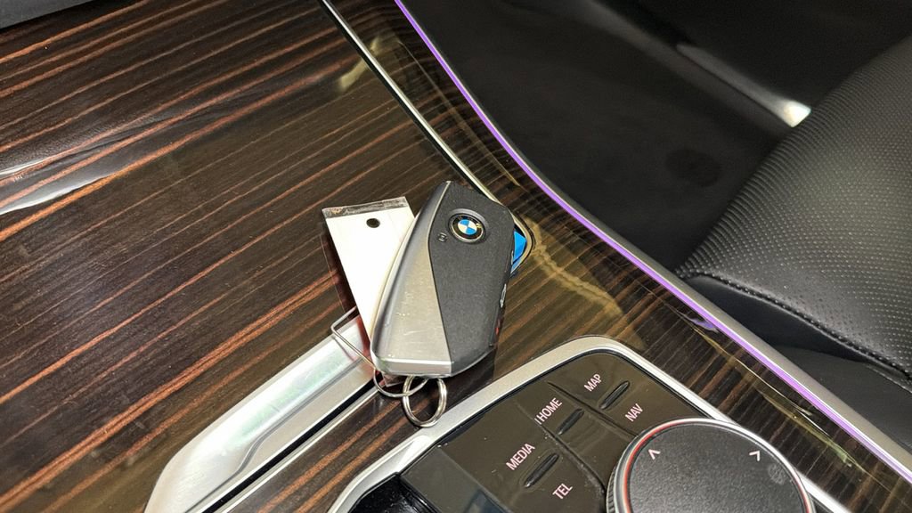 Used 2026 BMW X5 xDrive40i image 25