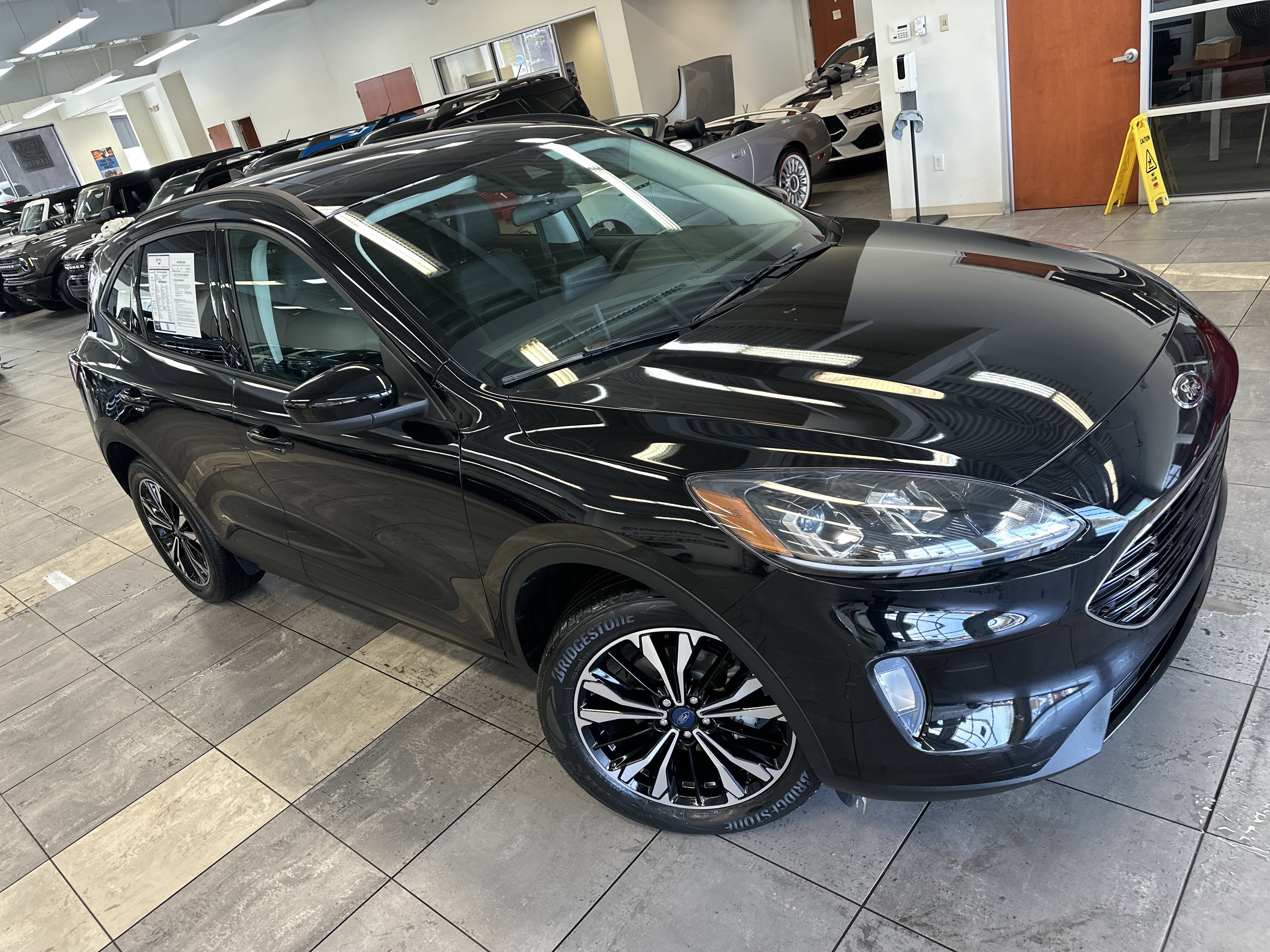 Used 2022 Ford Escape SEL w/ SEL Stealth AWD Package image 12