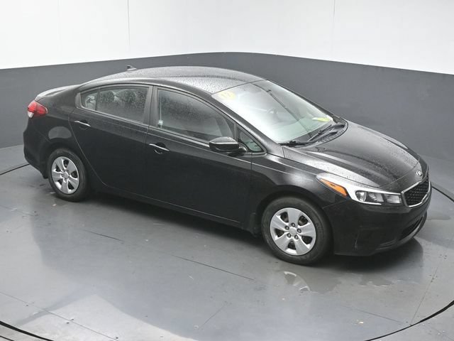 Used 2017 Kia Forte LX FWD image 38