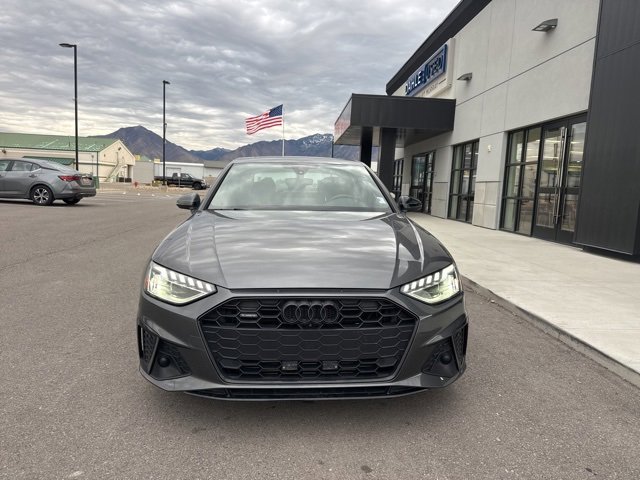 Used 2022 Audi A4 2.0T Premium Plus w/ Premium Plus Package image 2