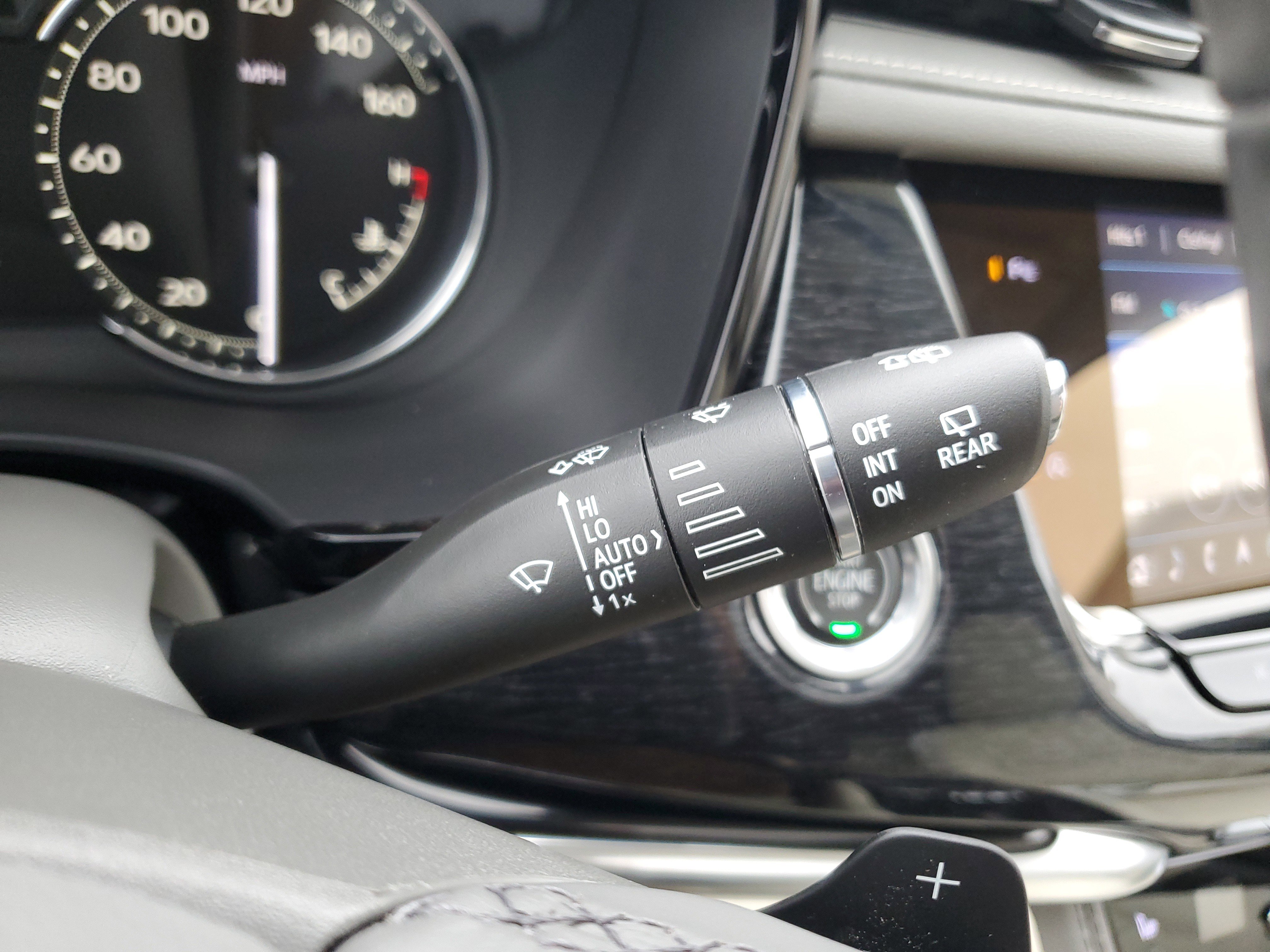 Used 2023 Cadillac XT6 Premium Luxury image 20