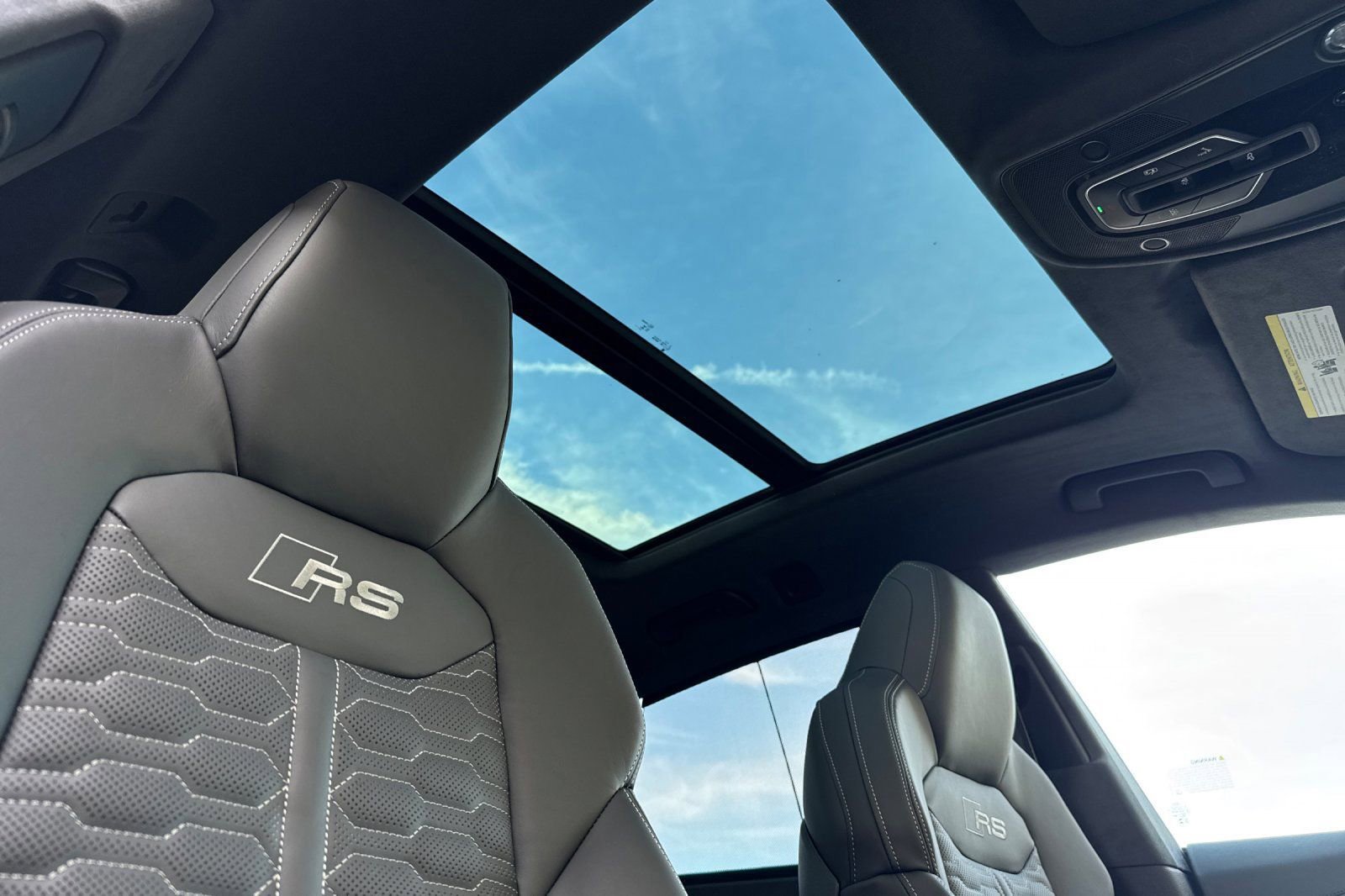 New 2026 Audi RS Q8 performance image 14