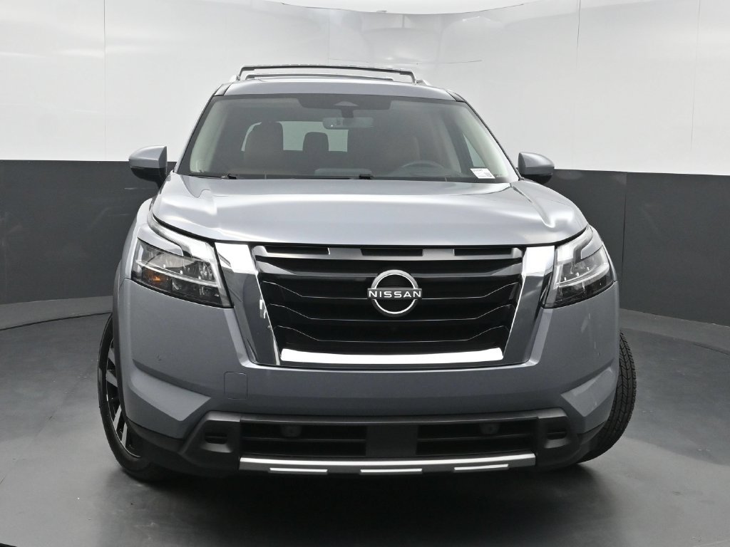 Used 2023 Nissan Pathfinder Platinum AWD/4WD image 44