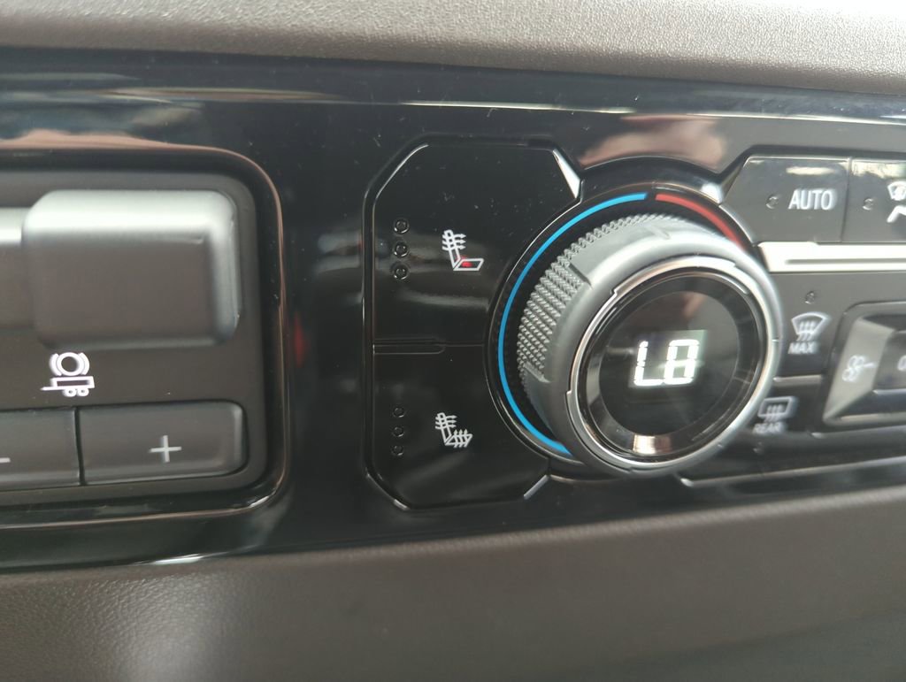 Used 2025 Chevrolet Silverado 1500 RST w/ Max Trailering Package image 28