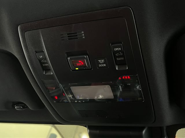 Used 2025 Lexus IS 500 RWD image 51