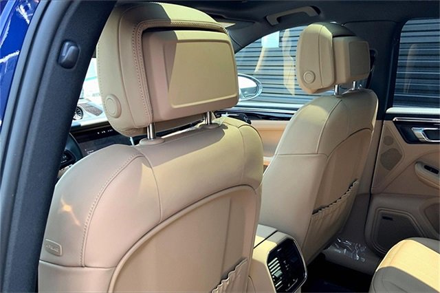New 2025 Porsche Macan Turbo image 26