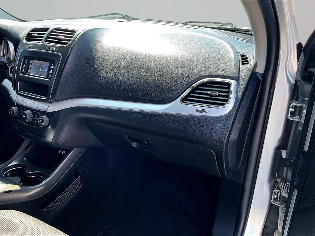 Used 2013 Dodge Journey American Value Package w/ Flexible Seating Group FWD image 18