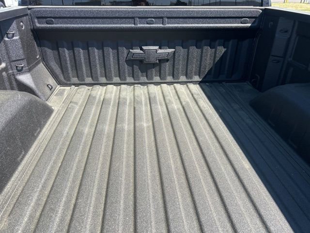Used 2023 Chevrolet Silverado 1500 LT AWD/4WD image 30