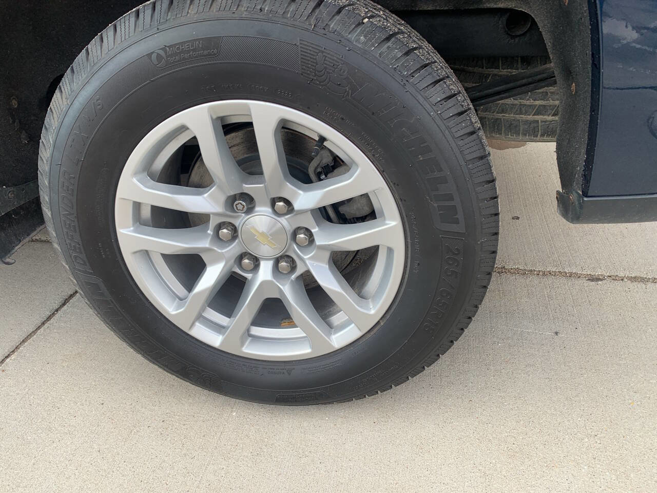 Used 2020 Chevrolet Silverado 1500 LTZ image 9