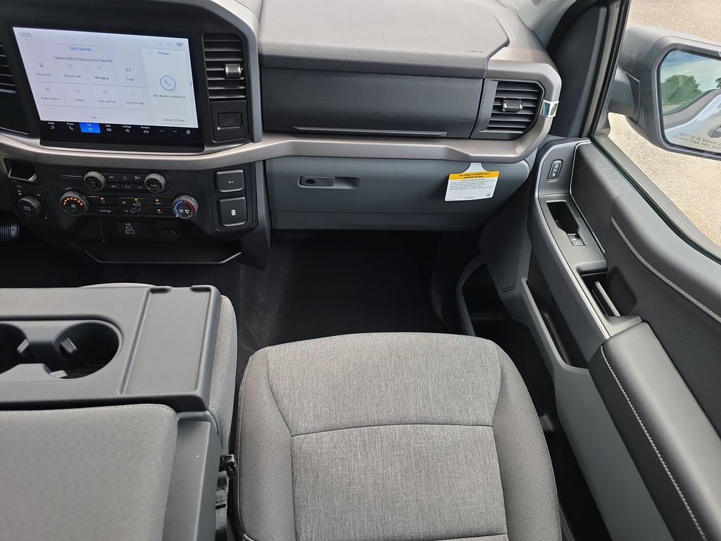 Used 2025 Ford F150 XLT AWD/4WD image 16
