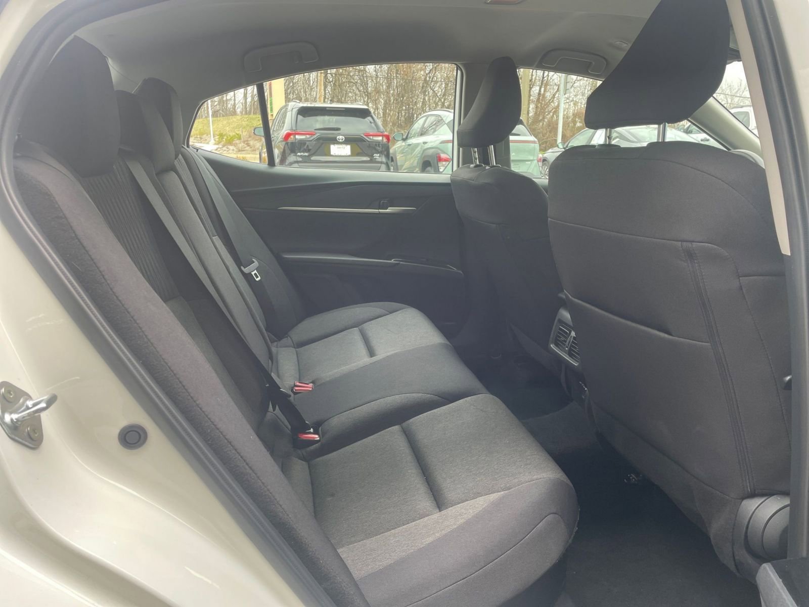 Used 2025 Toyota Camry LE image 38