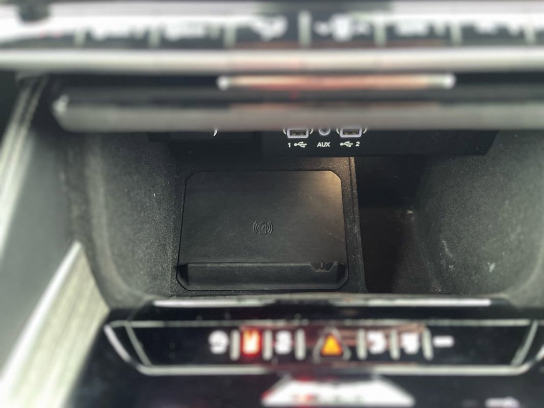 Used 2024 Jeep Wagoneer Series III image 16